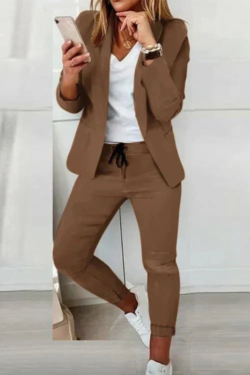 EP | Blazer à manches longues et pantalon