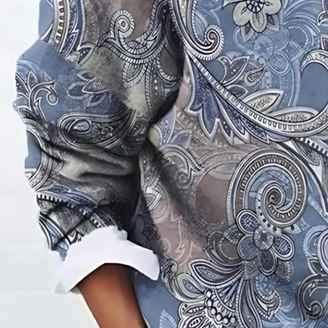 Pull au design réfléchi