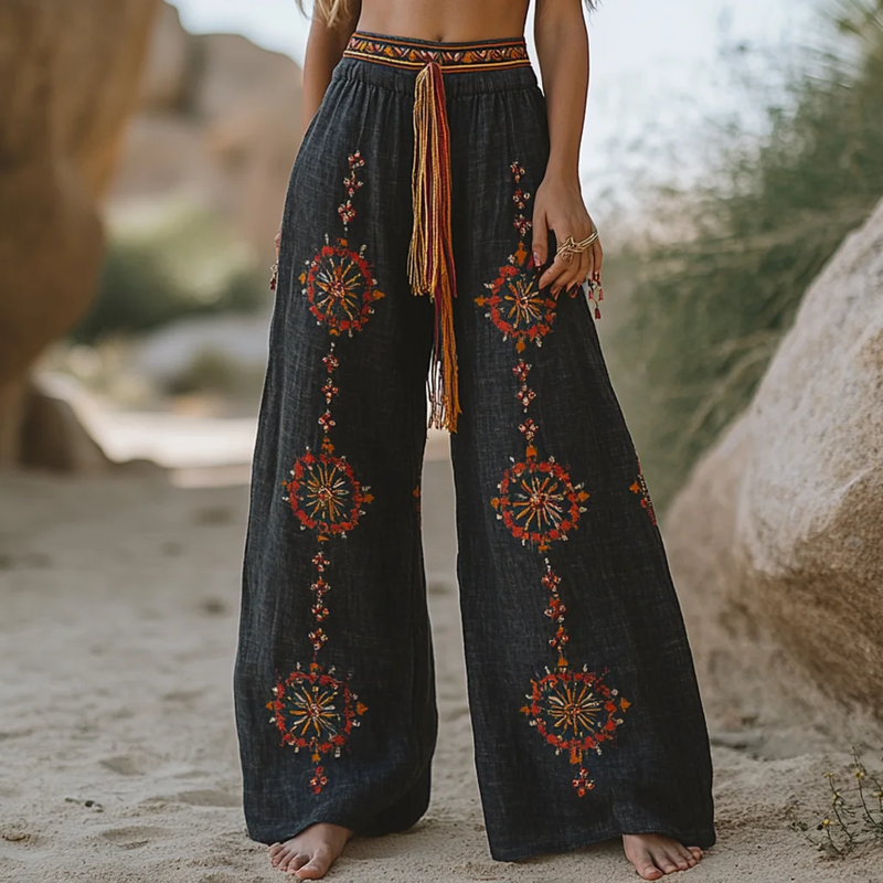 Pantalon au design réfléchi