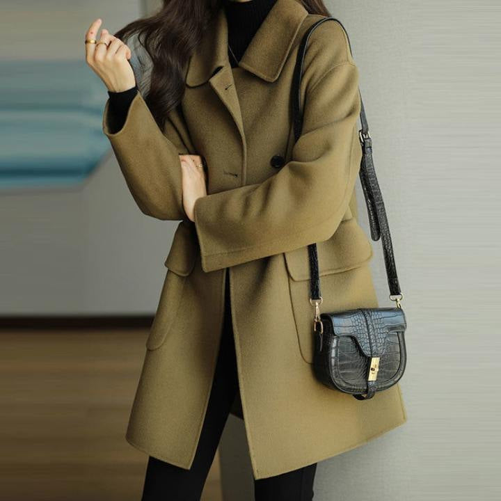 Manteau au style vintage intemporel