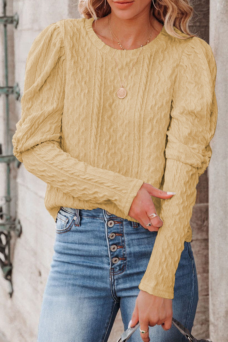 Pull au design réfléchi