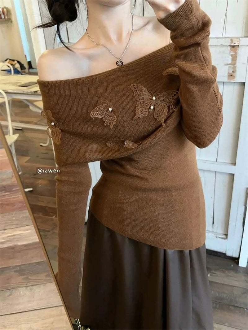 Pull au design réfléchi