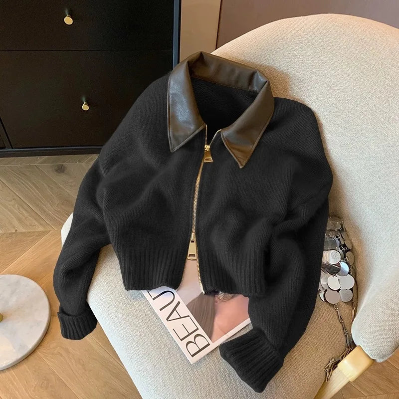 Pull au design réfléchi