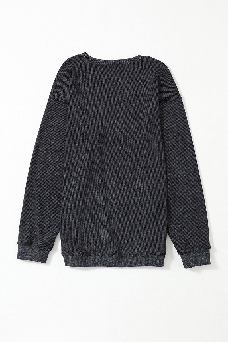 Pull au design réfléchi