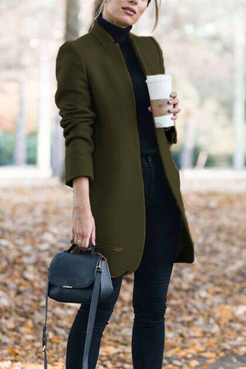 Manteau au design réfléchi