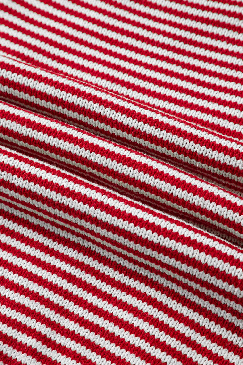 Pull magnifiquement confectionné