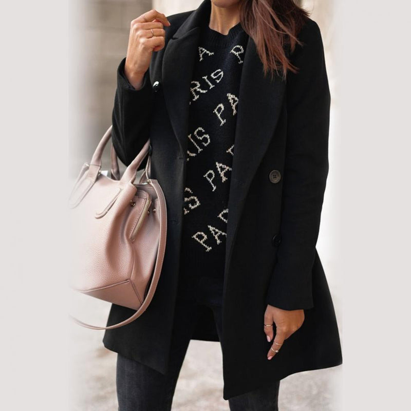 Manteau au design réfléchi