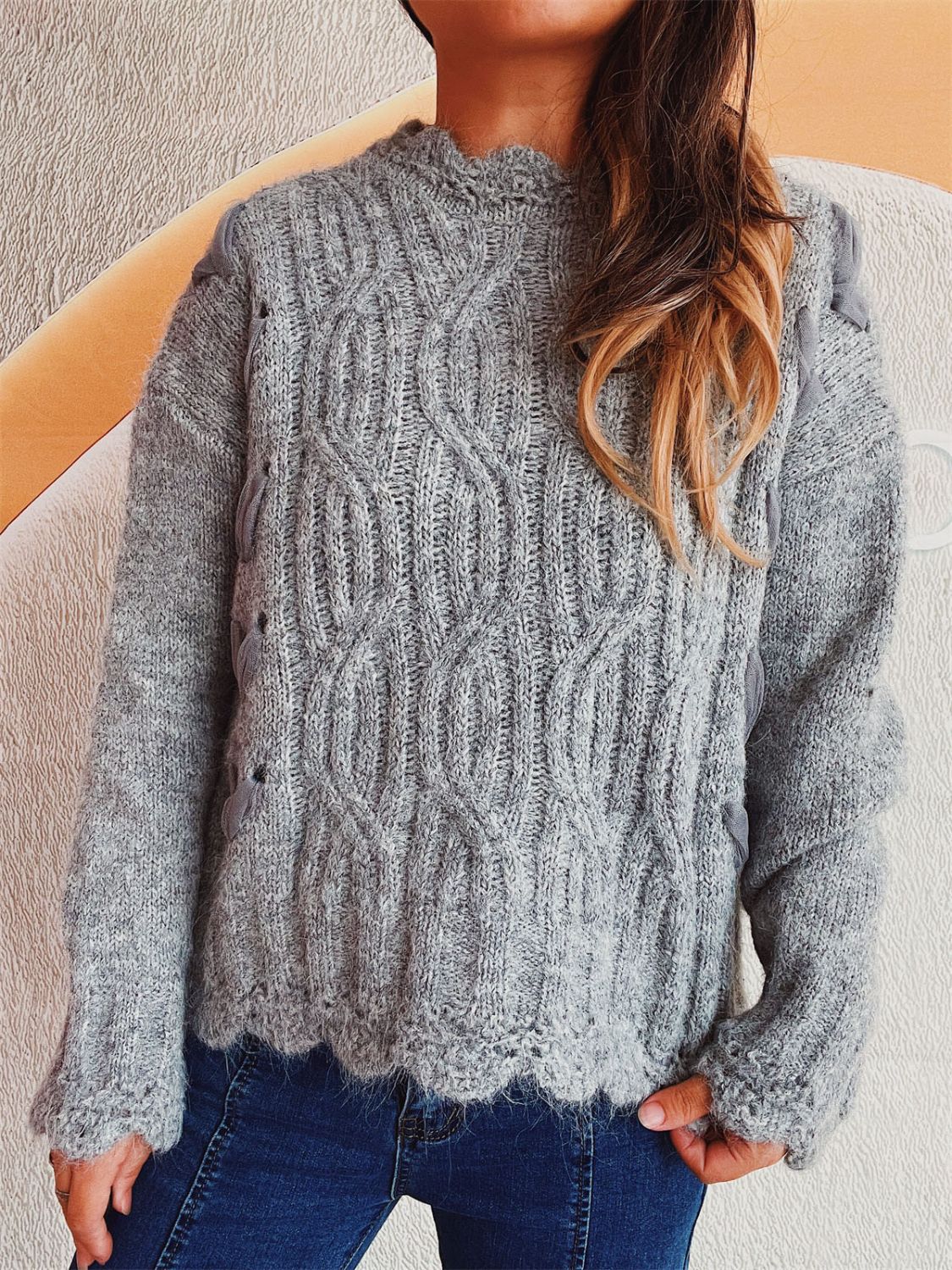 Pull au design réfléchi