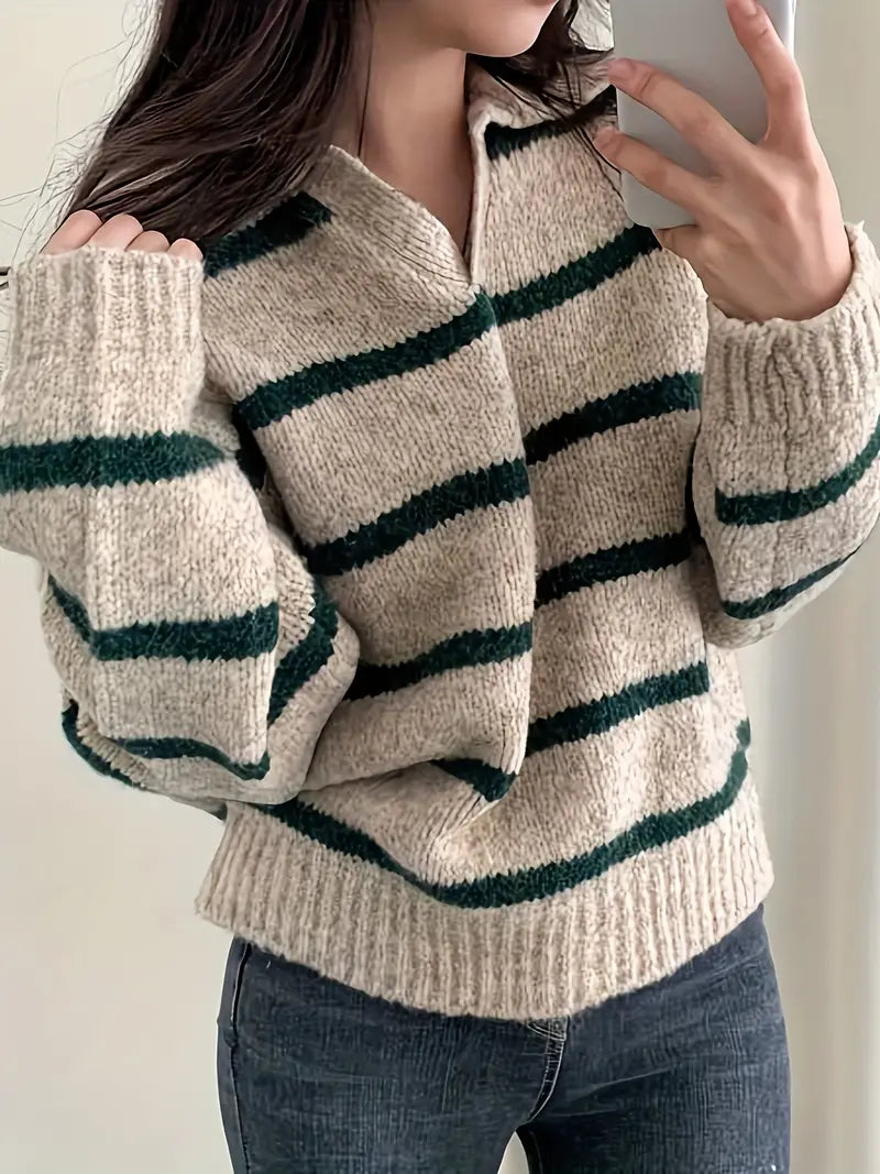 Pull au design réfléchi