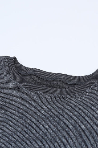 Pull au design réfléchi