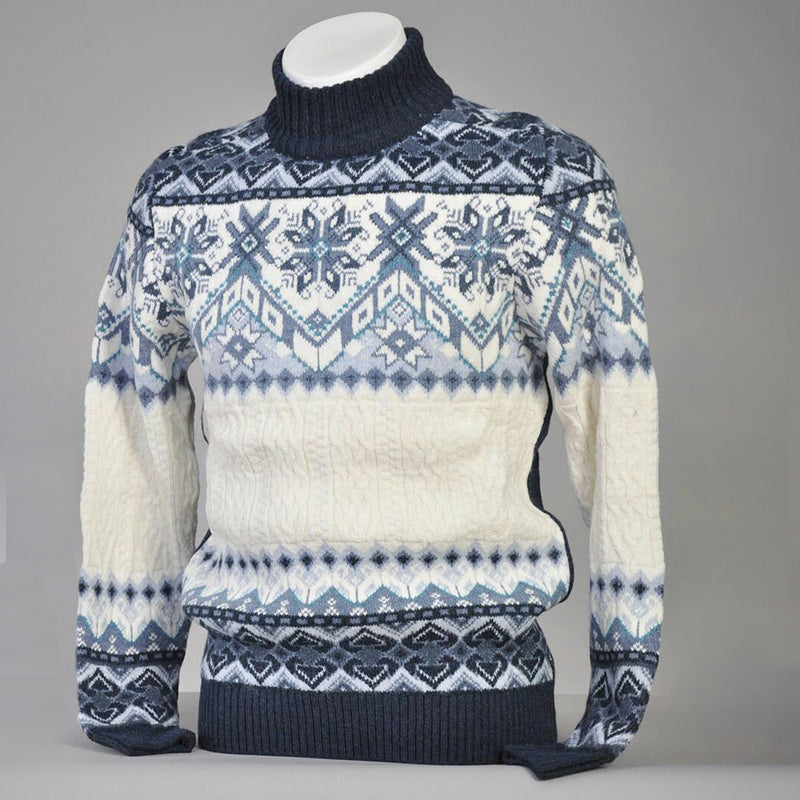 Pull au design réfléchi