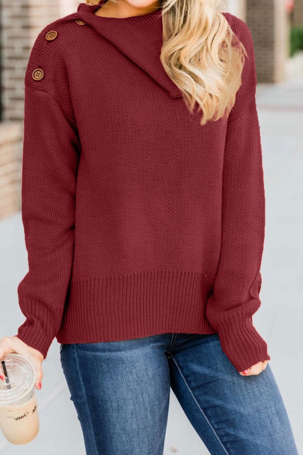 Pull au design réfléchi