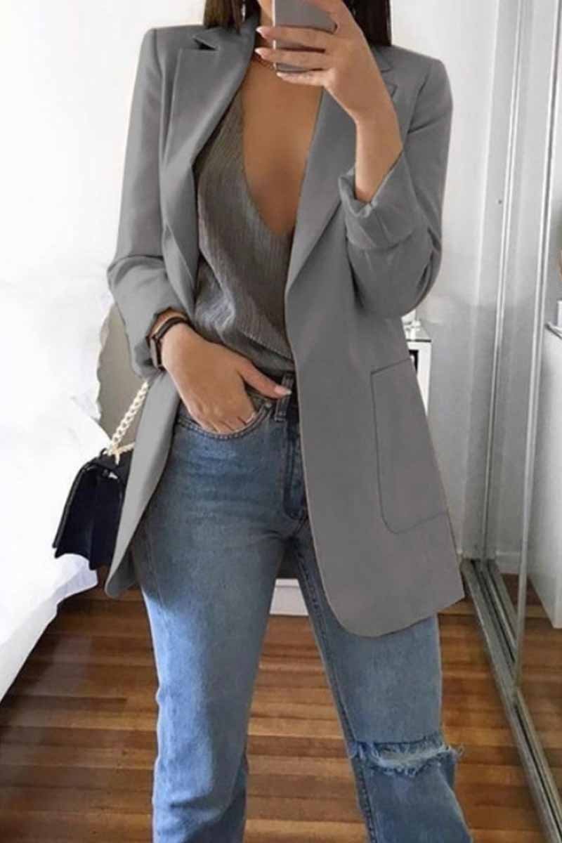 Robe au design réfléchi