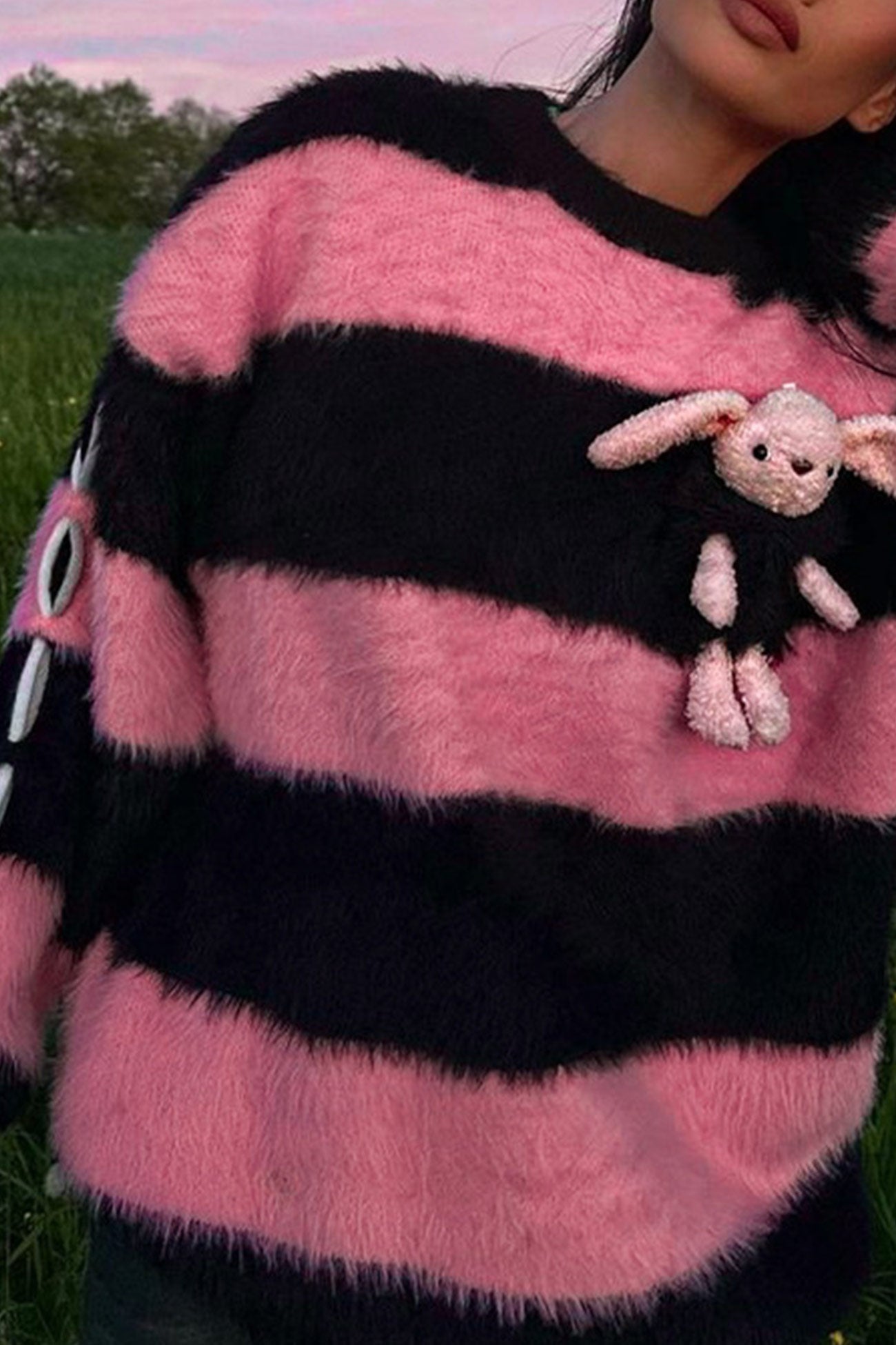 Pull au design réfléchi