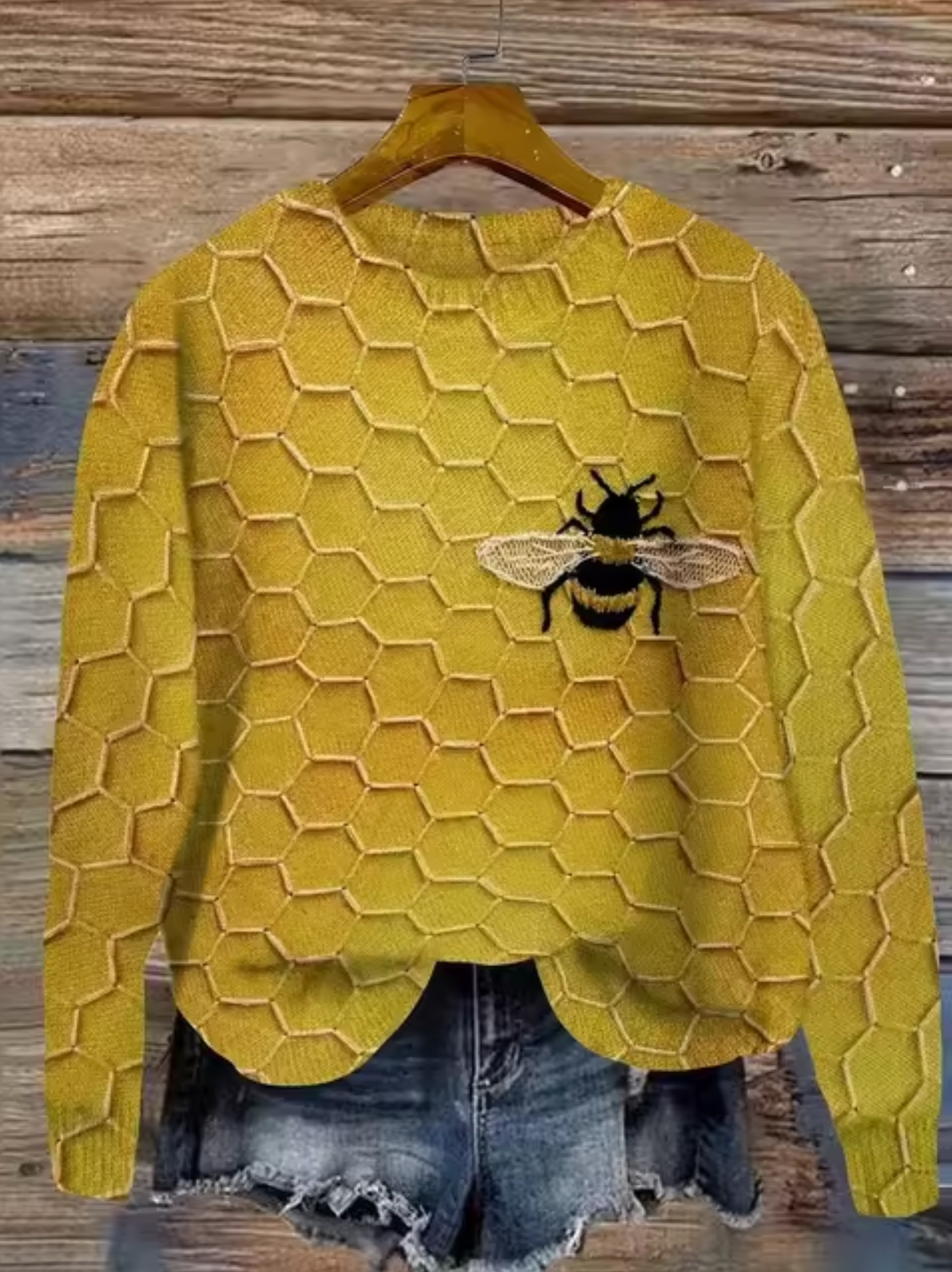 Pull au design réfléchi