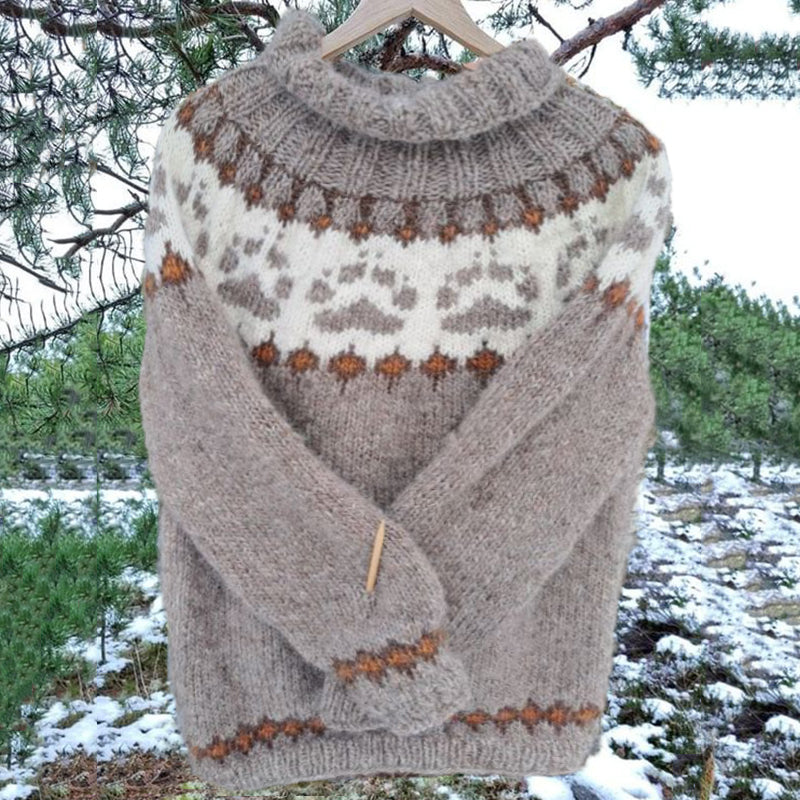 Pull au design réfléchi