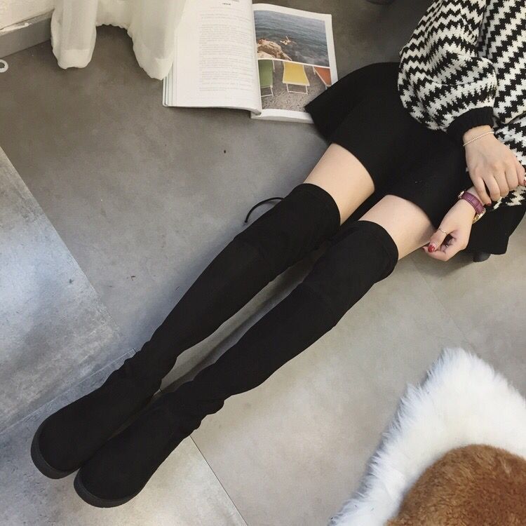 Bottes Orthopédiques Gracieuses au Look Moderne