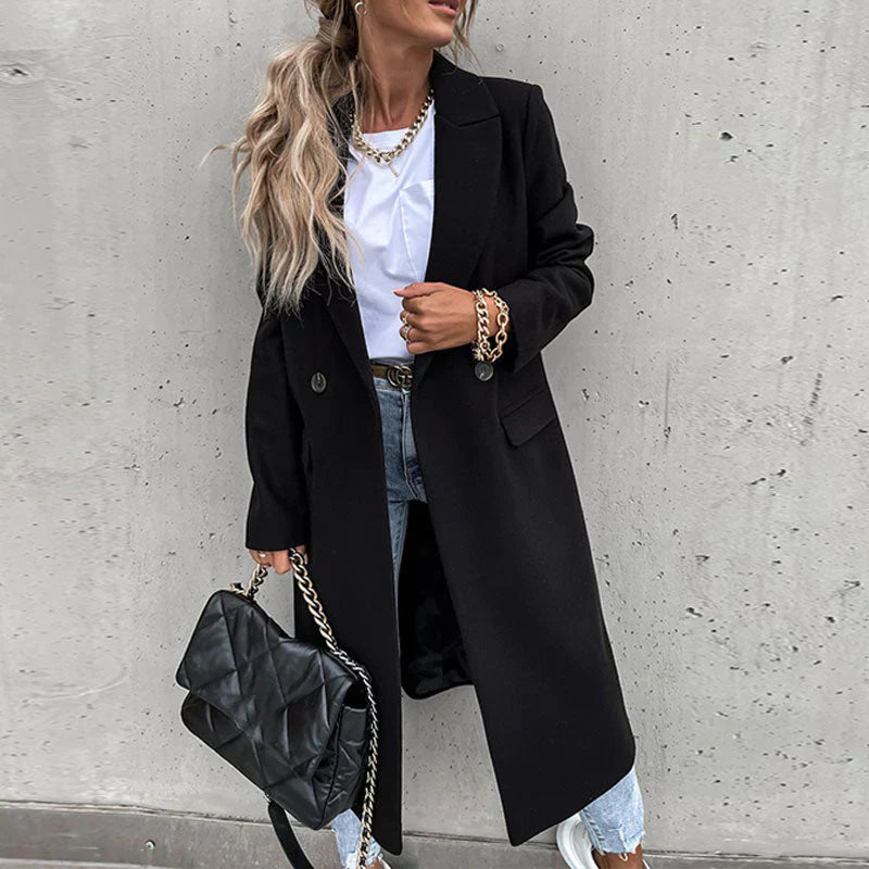 Manteau magnifiquement confectionné
