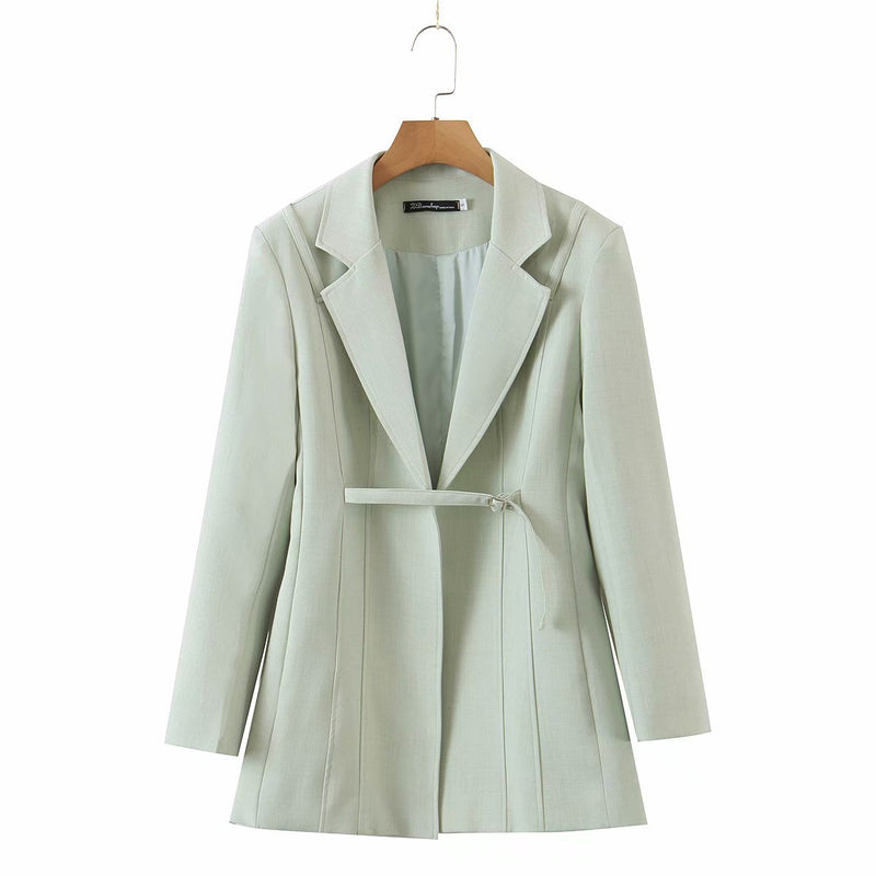 Veste au design réfléchi