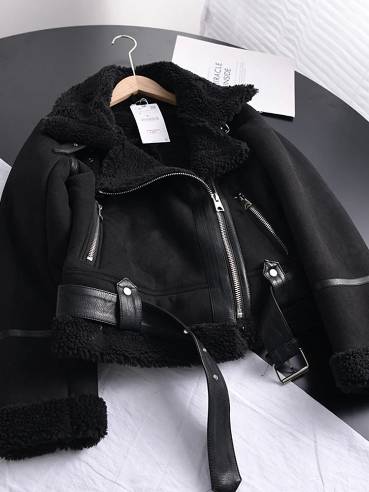 Manteau au design réfléchi