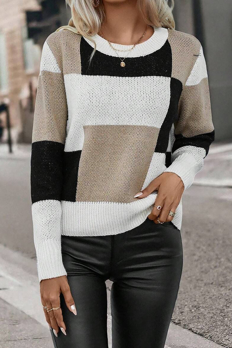 Pull au design réfléchi