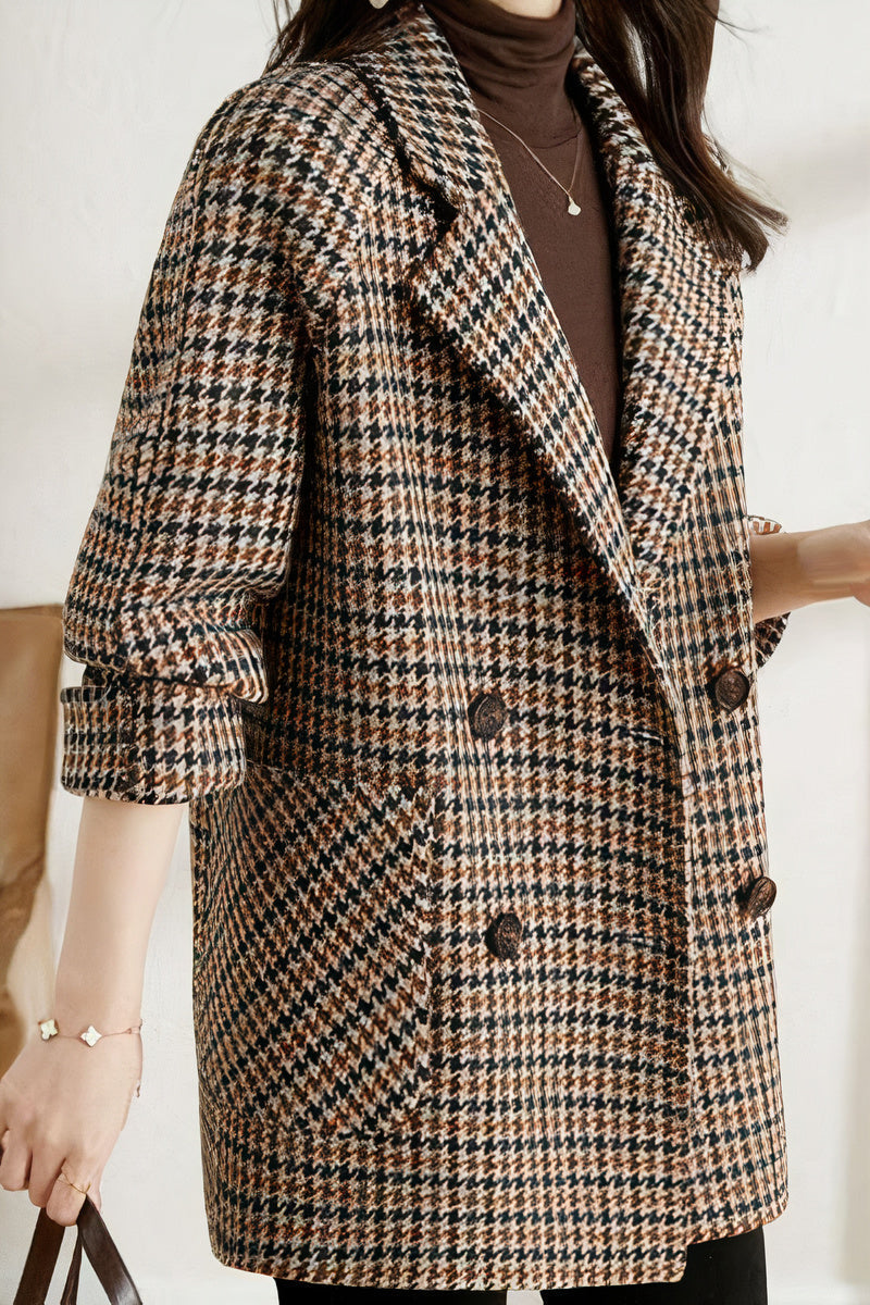 Veste au design réfléchi