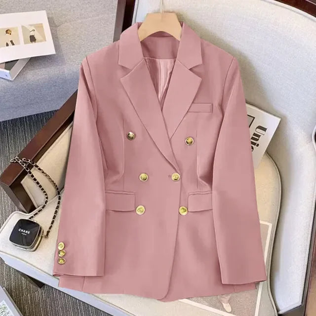 EP | Veste blanche avec boutons dorés