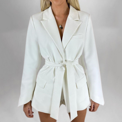 EP | Blazer élégant pour femme avec ceinture