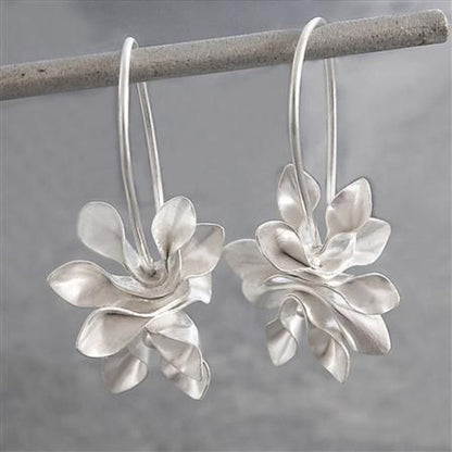 Argent Boucle d'oreille romantique pour moments spéciaux