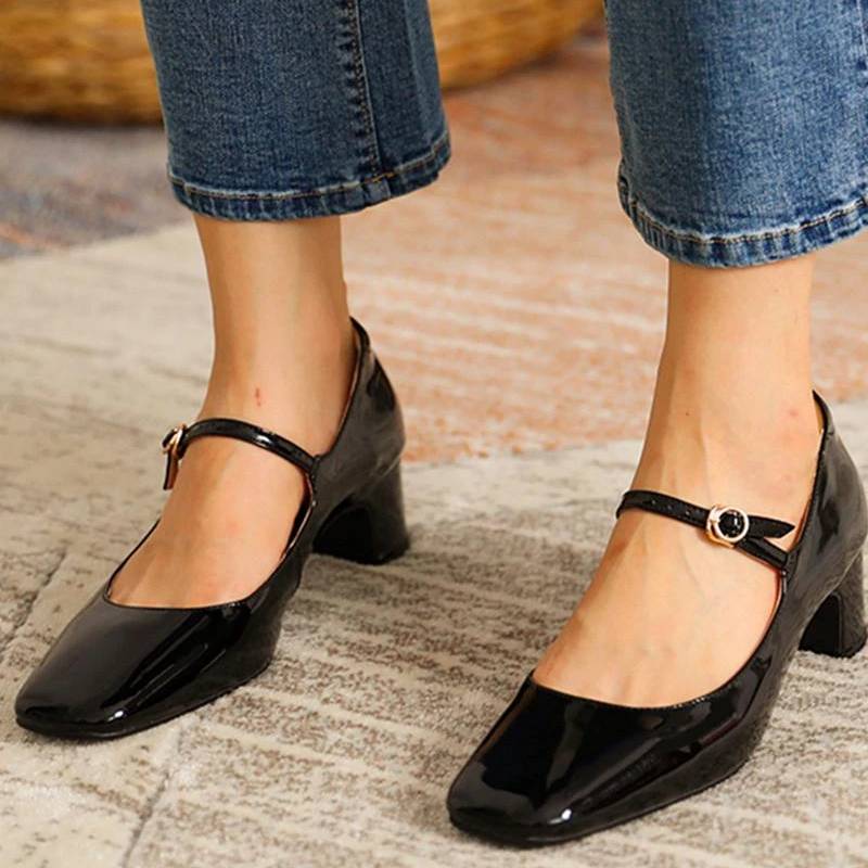 SL | Chaussures à talon bloc brillant