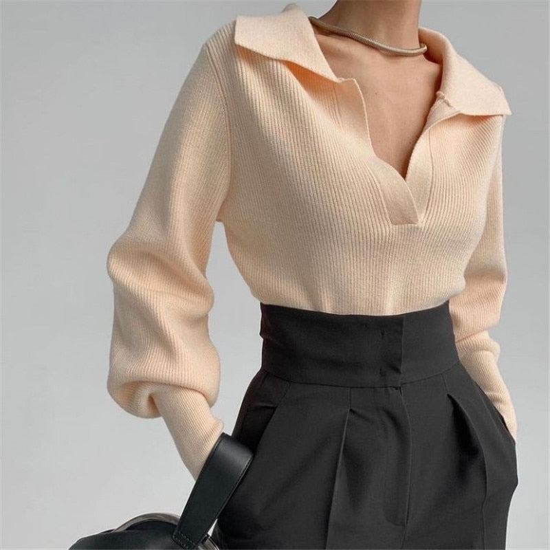 Pull au design réfléchi