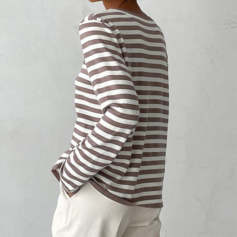 Pull au design réfléchi