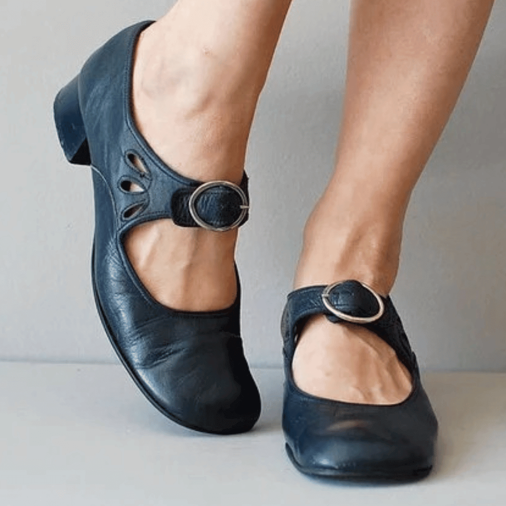 SL | Chaussures à talons bas avec boucle