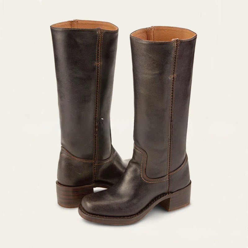 Bottes orthopédiques gracieuses pour un look moderne