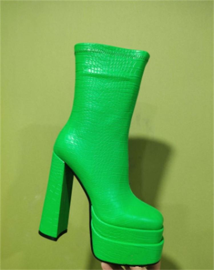 Bottes Orthopédiques Gracieuses au Look Moderne