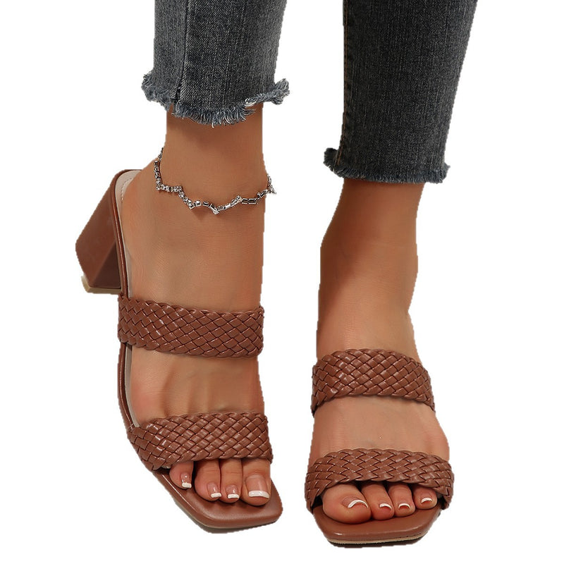 Chaussures Orthopédiques Gracieuses au Look Moderne