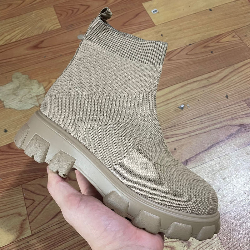 Bottes Orthopédiques Classiques au Style Intemporel