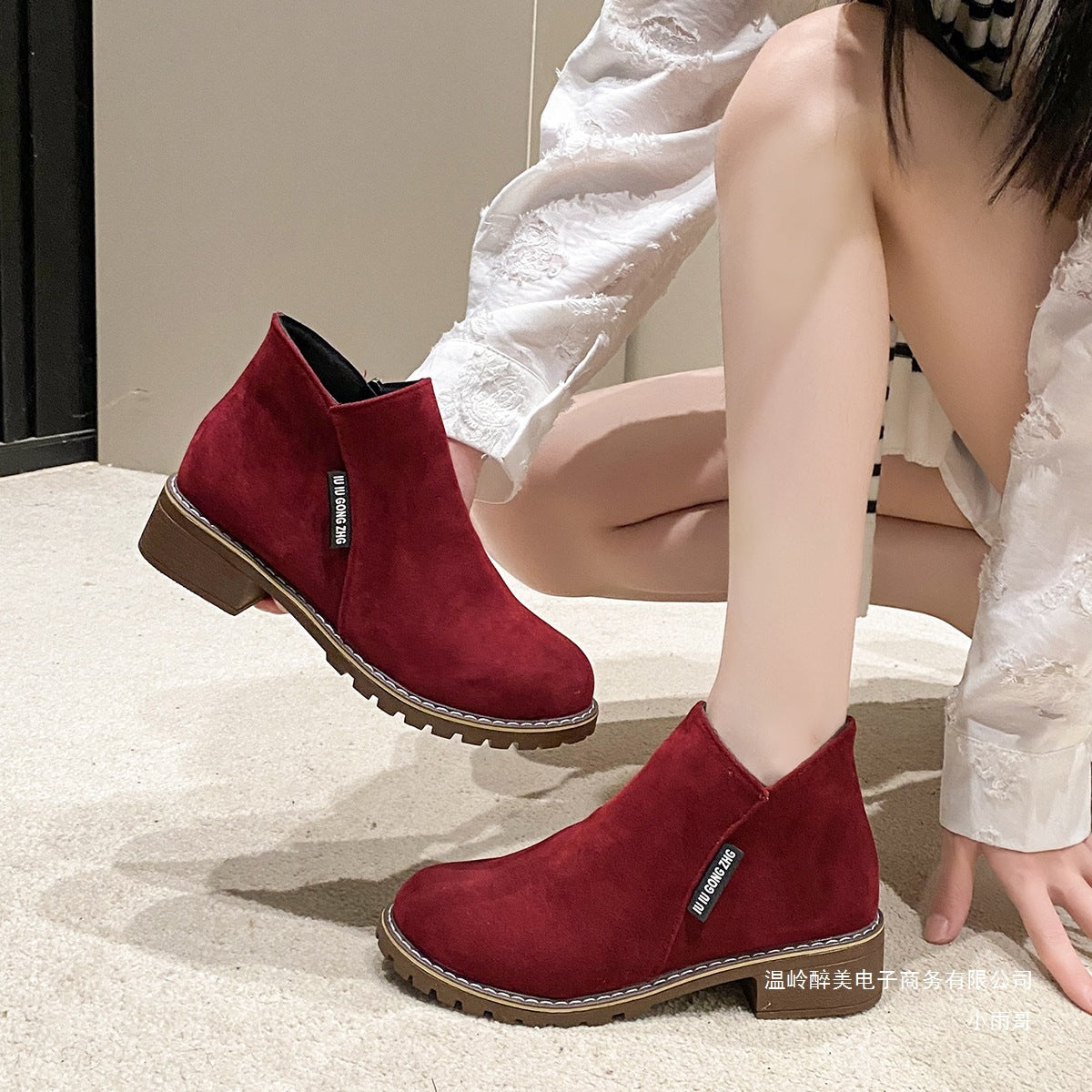 Chaussures Orthopédiques Gracieuses au Look Moderne