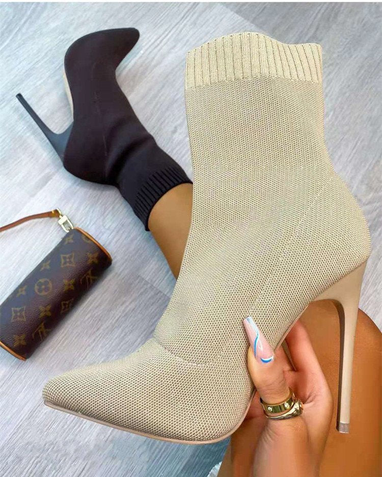 Bottes Orthopédiques Gracieuses au Look Moderne