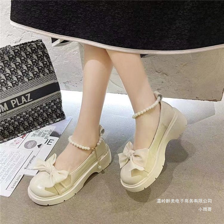 Chaussures Orthopédiques d'Inspiration Vintage
