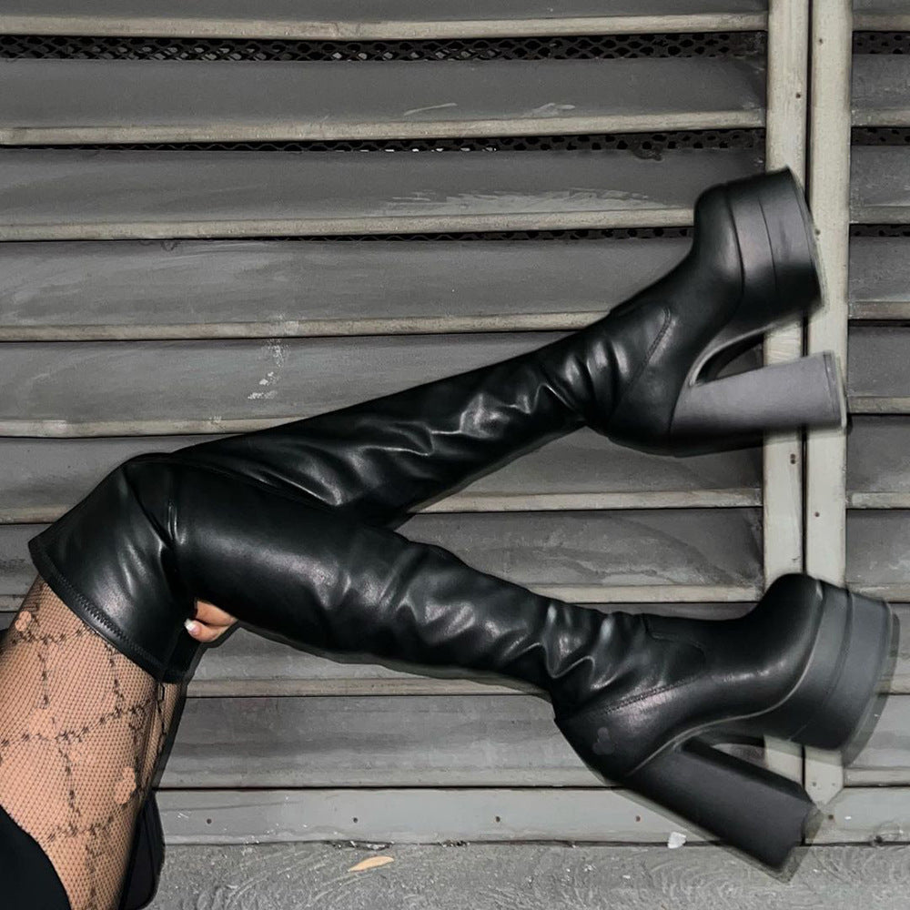 Bottes orthopédiques gracieuses pour un look moderne