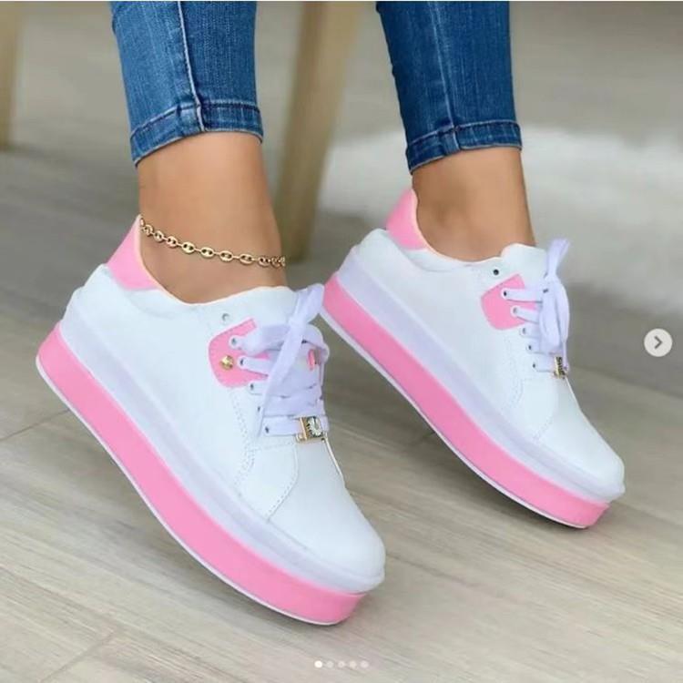Chaussures Orthopédiques Gracieuses au Look Moderne