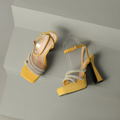 Sandales Orthopédiques Gracieuses au Look Moderne