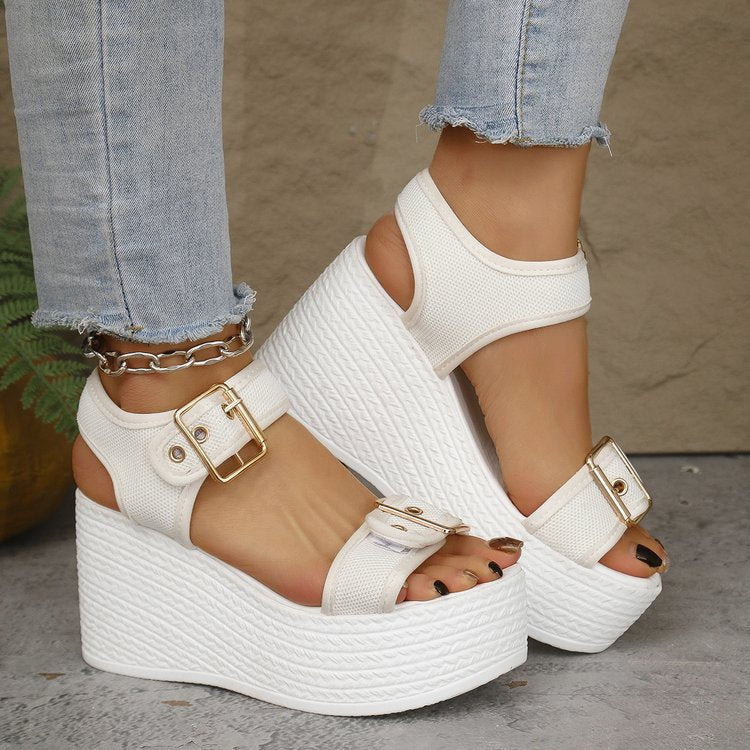 Chaussures Orthopédiques d'Inspiration Vintage
