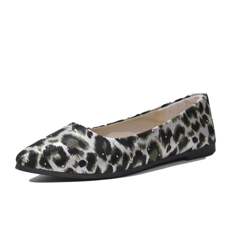 Chaussures Orthopédiques Gracieuses au Look Moderne