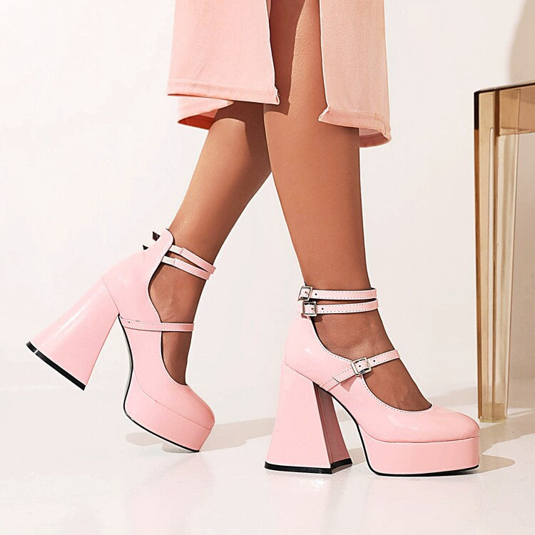 Chaussures Orthopédiques d'Inspiration Vintage