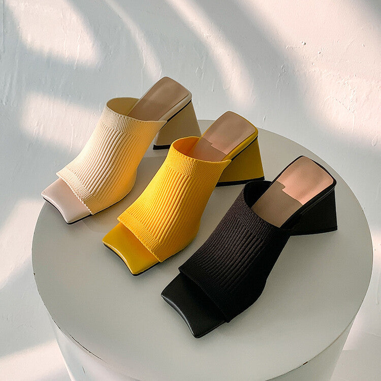 Chaussures Orthopédiques d'Inspiration Vintage