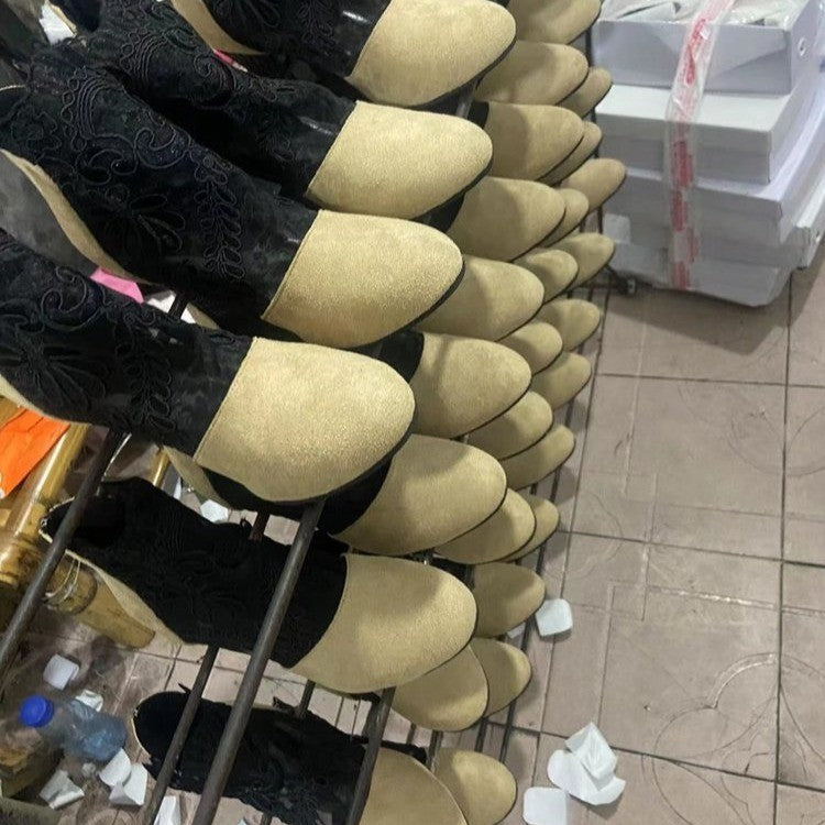 Bottes Orthopédiques Stylées pour Toute Occasion