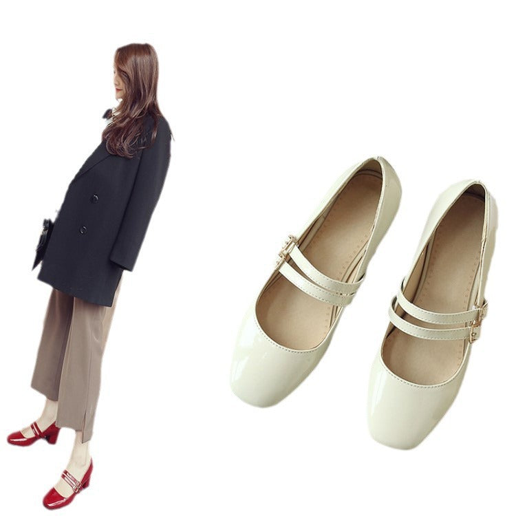 Chaussures Orthopédiques d'Inspiration Vintage