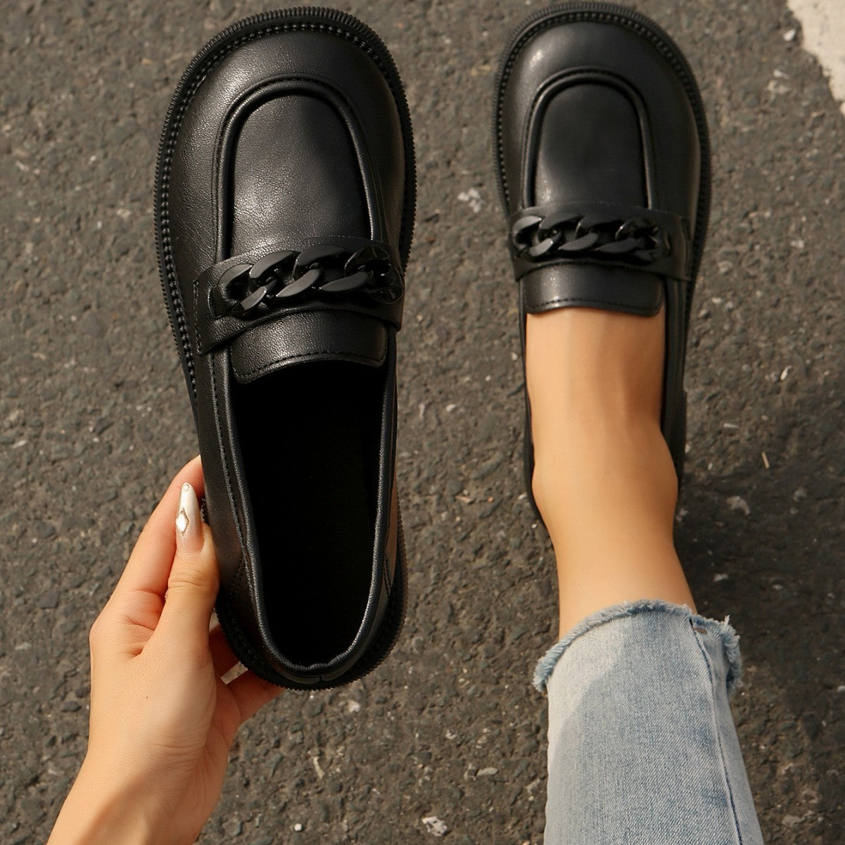 Chaussures Orthopédiques Gracieuses au Look Moderne